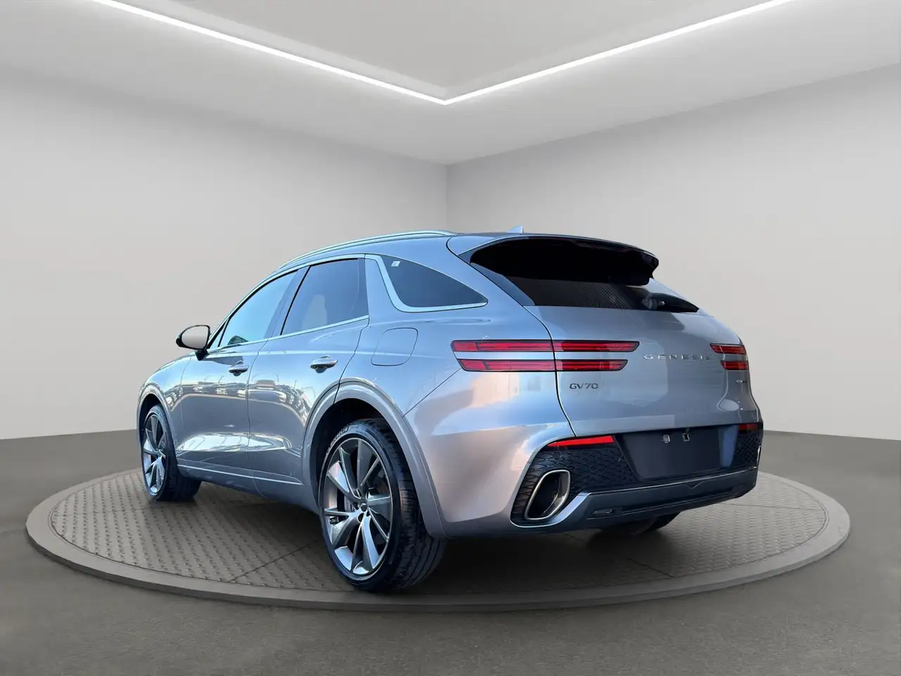 Genesis GV70 - Image 6