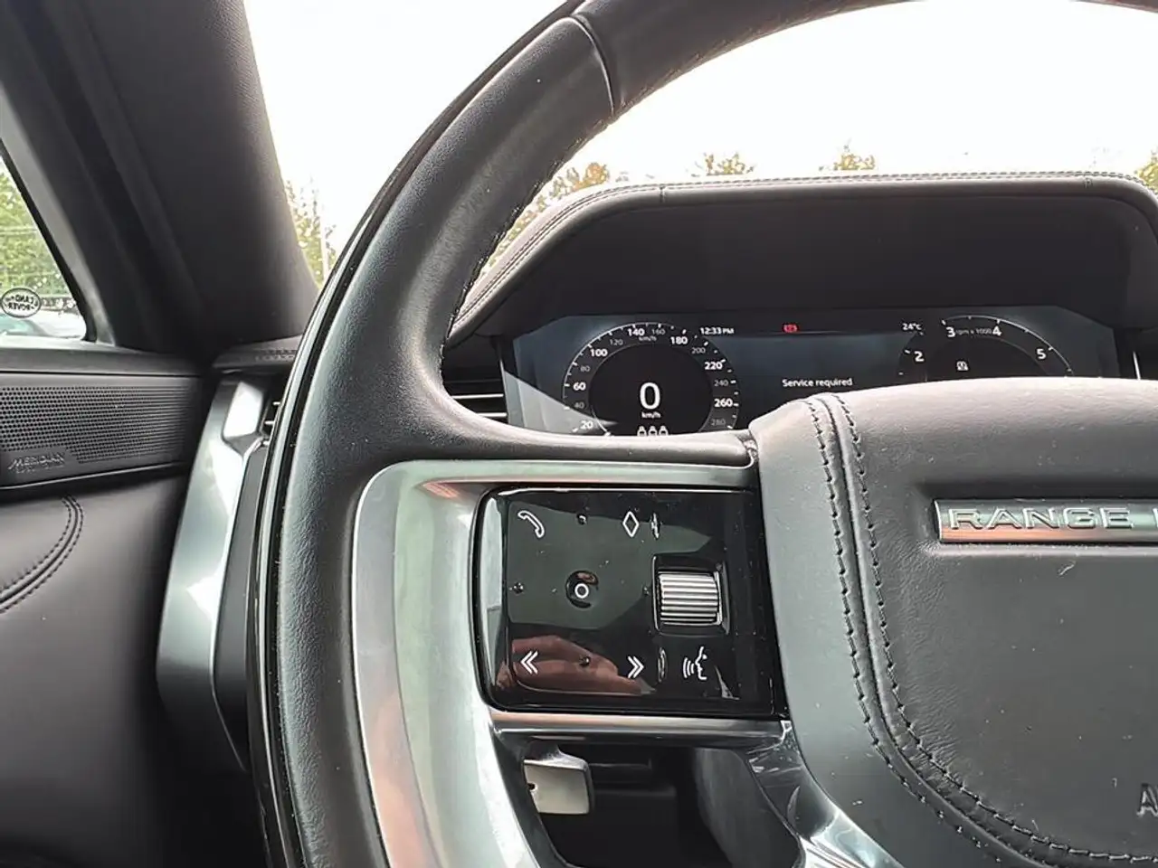 Land Rover Range Rover - Image 17
