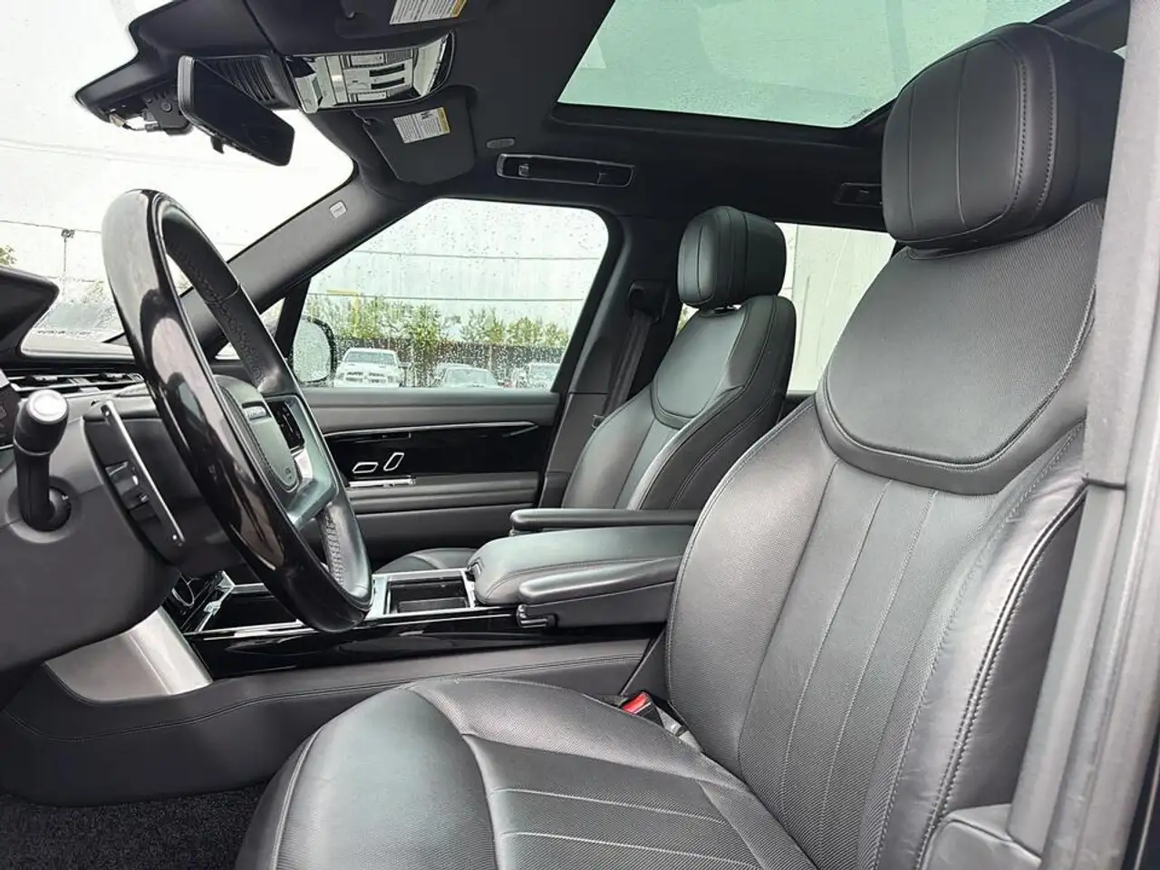 Land Rover Range Rover - Image 10