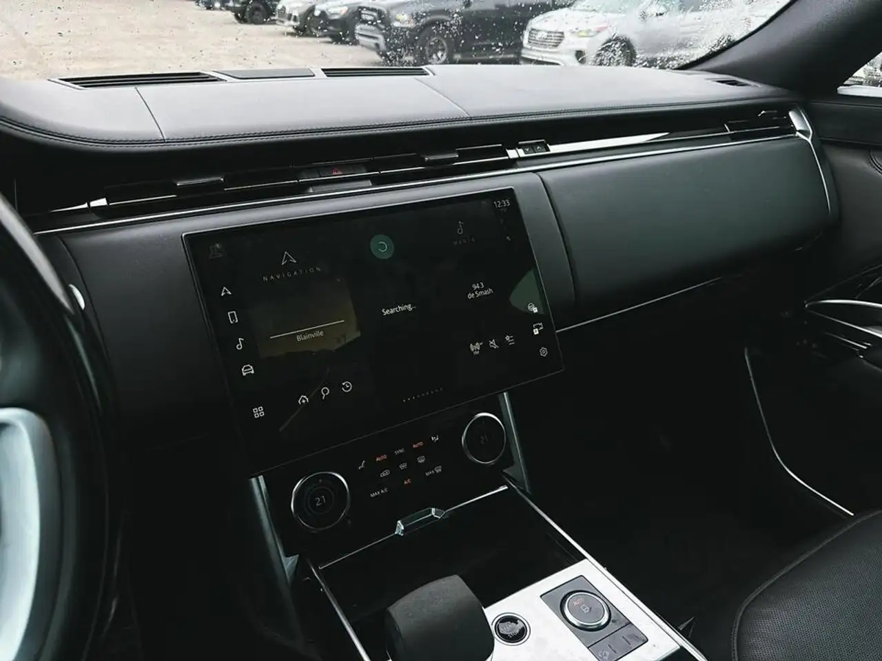 Land Rover Range Rover - Image 19
