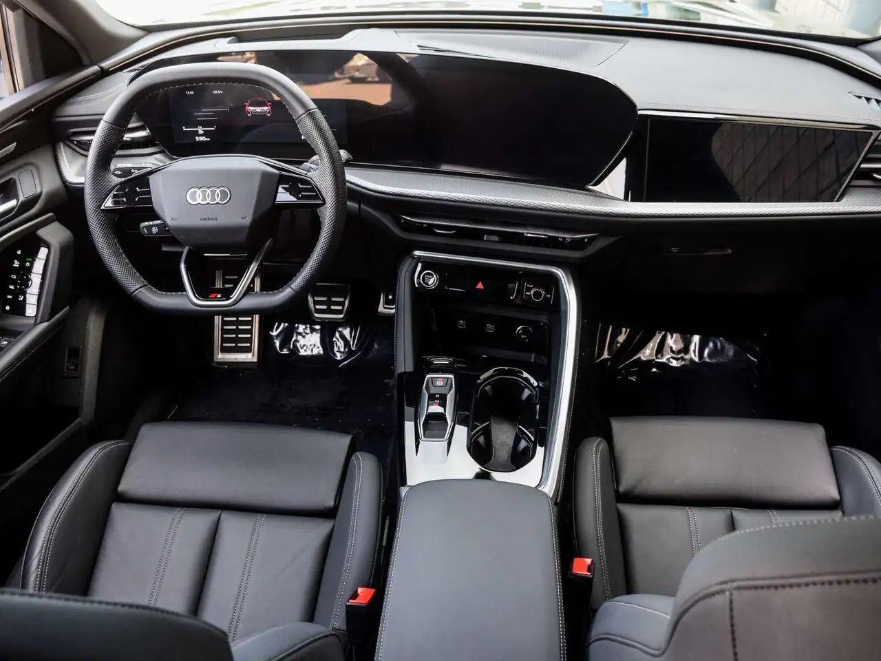 Audi Q5 - Image 18