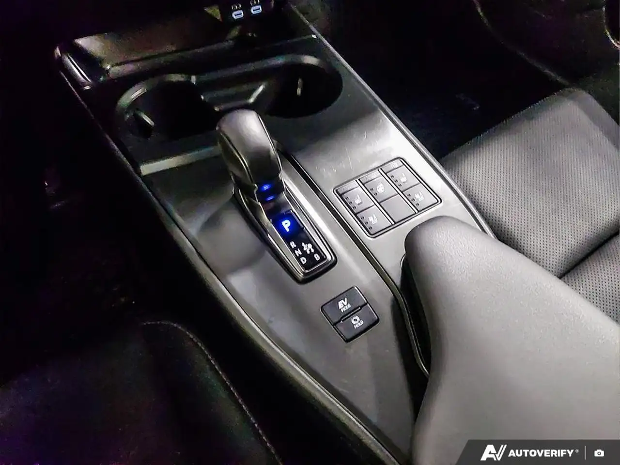 Lexus UX - Image 18
