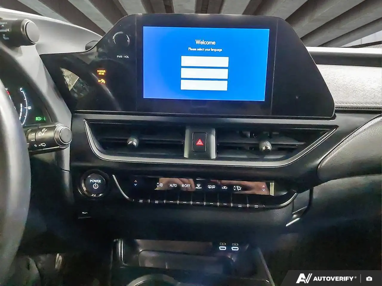Lexus UX - Image 19