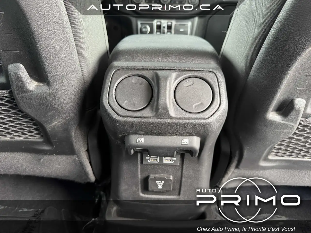 Jeep Wrangler - Image 18