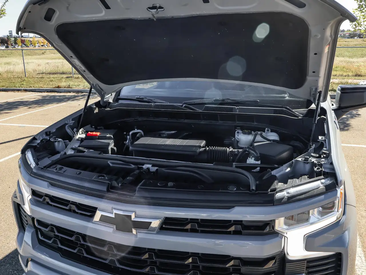 Chevrolet Silverado 1500 - Image 10
