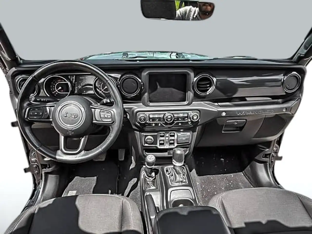 Jeep Wrangler - Image 13