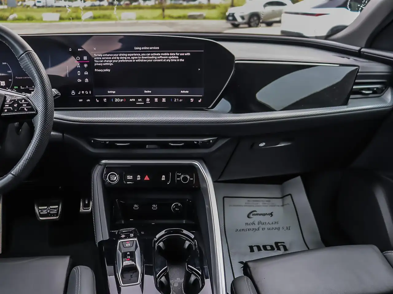Audi Q5 - Image 13