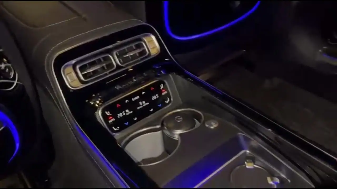 Mercedes-Benz S-Class - Image 23