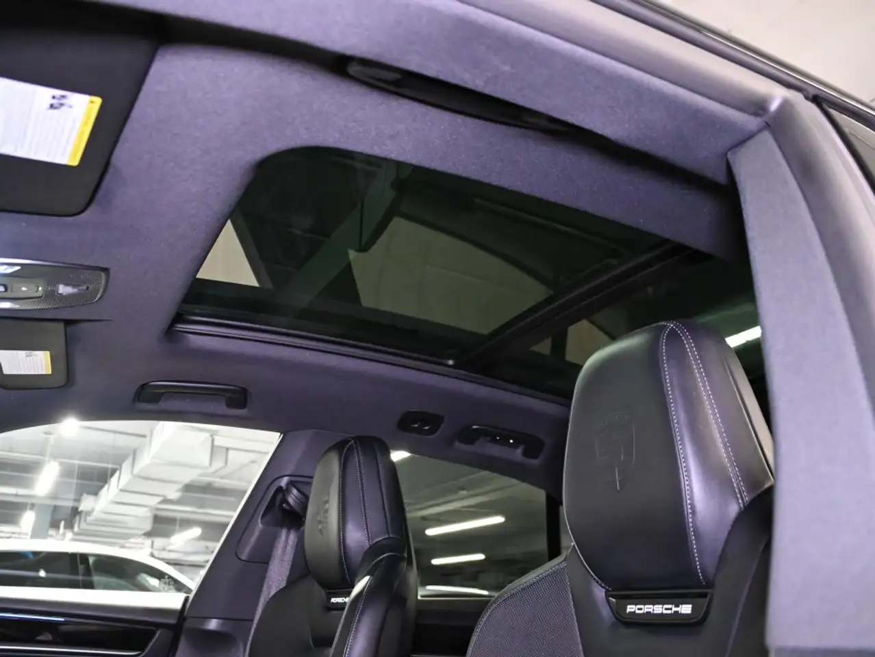 Porsche Macan - Image 14