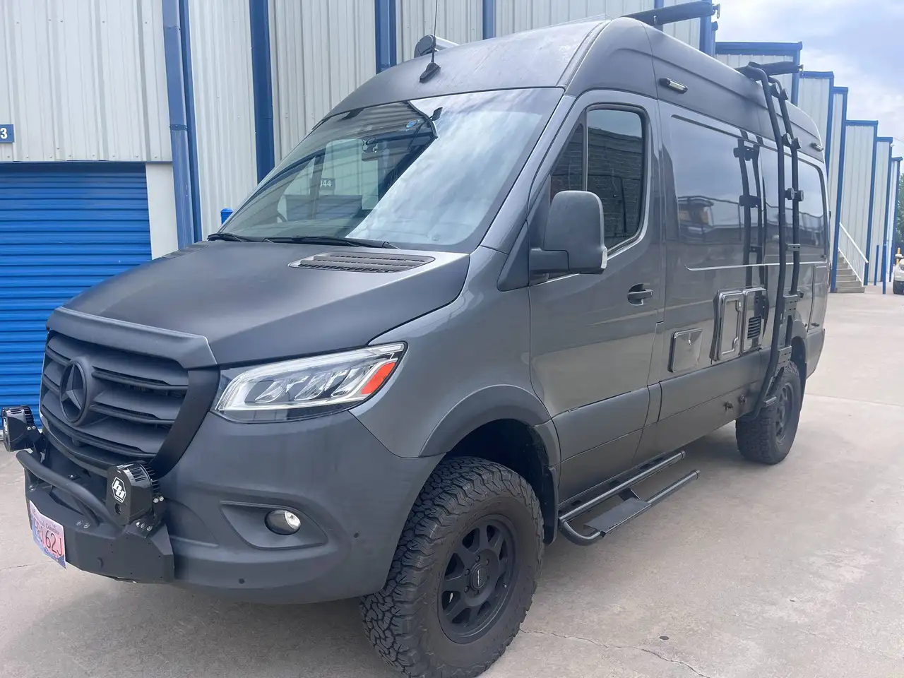 Mercedes-Benz Sprinter - Image 1