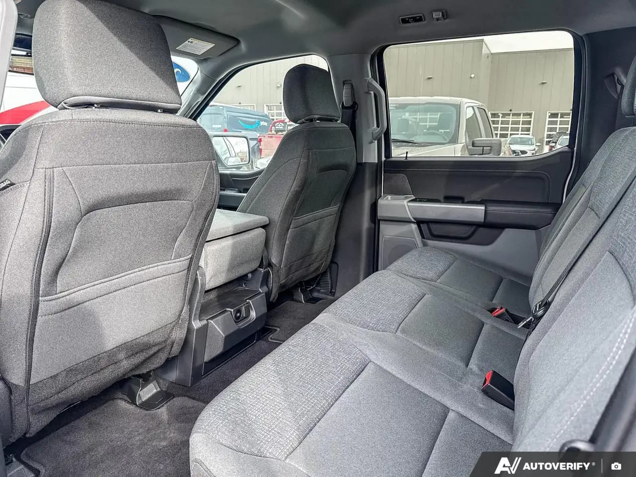Ford F-150 - Image 23
