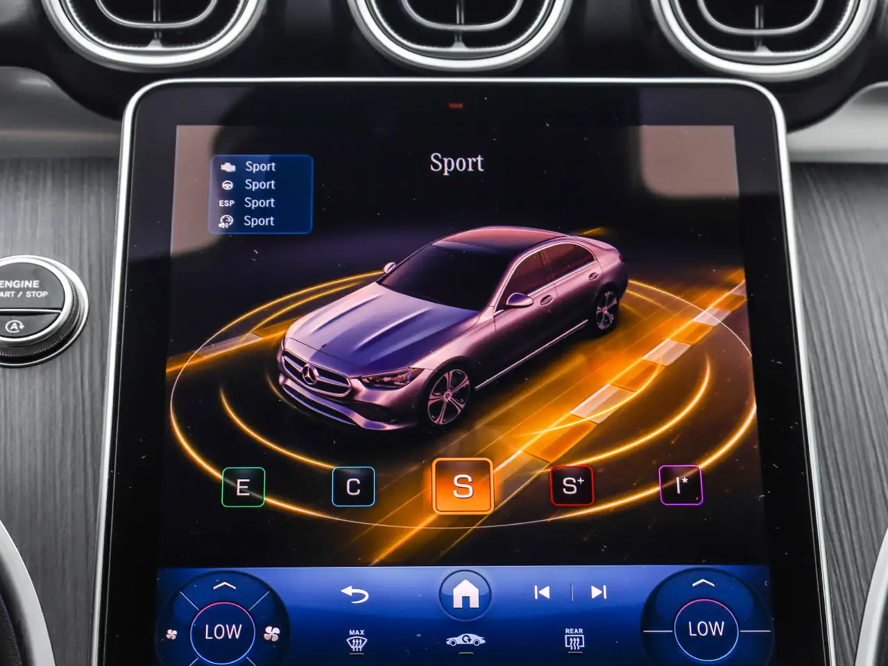 Mercedes-Benz C-Class - Image 27