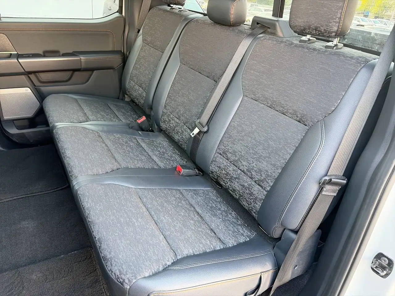 Ford F-150 - Image 31