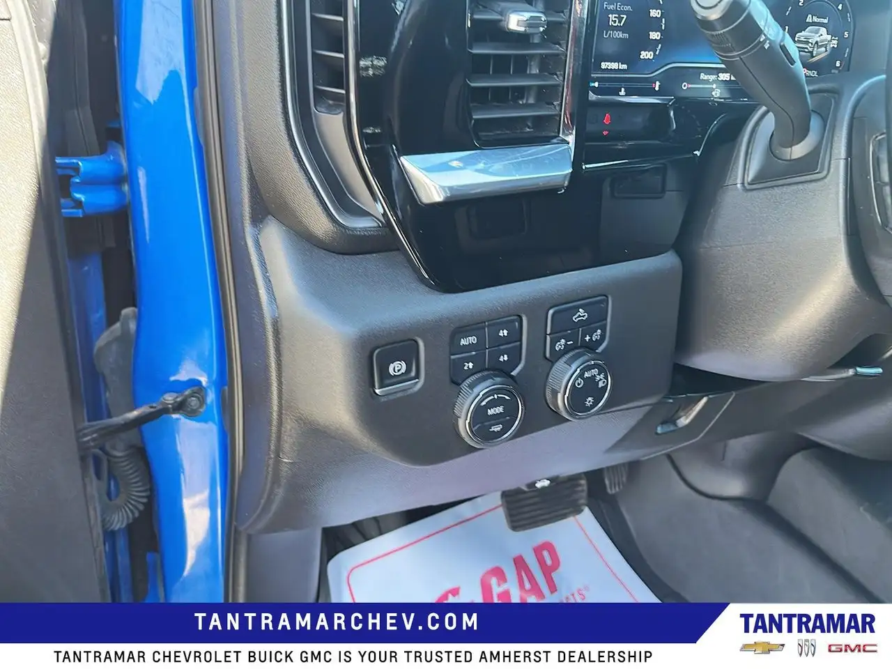 Chevrolet Silverado 1500 - Image 12