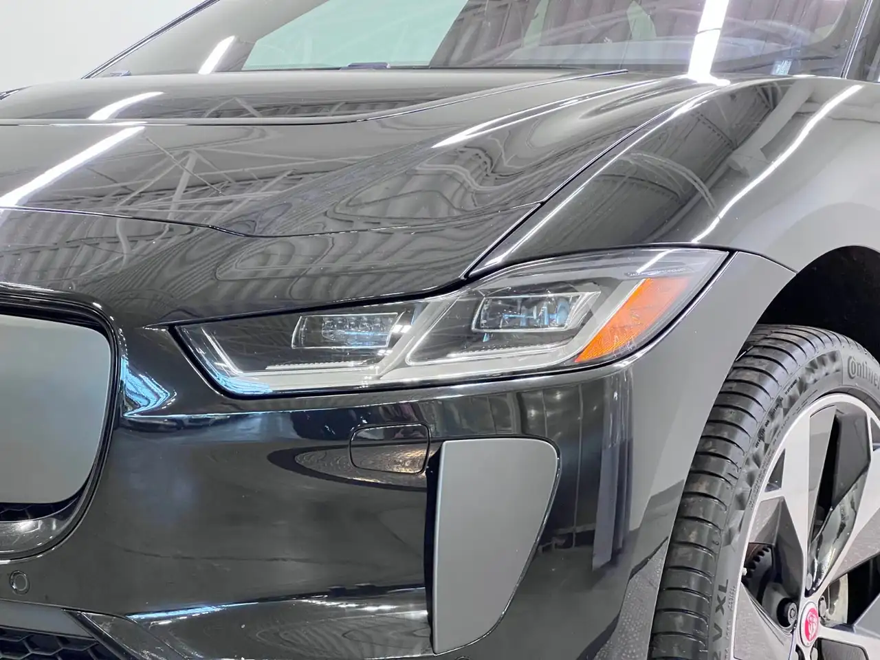 Jaguar I-Pace - Image 13