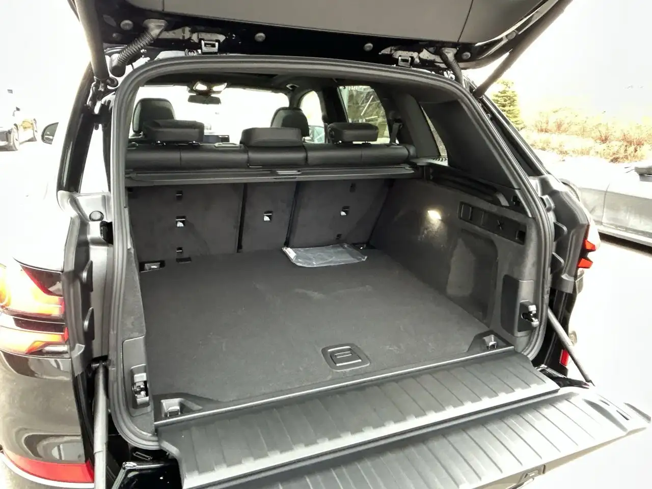 BMW X5 - Image 32