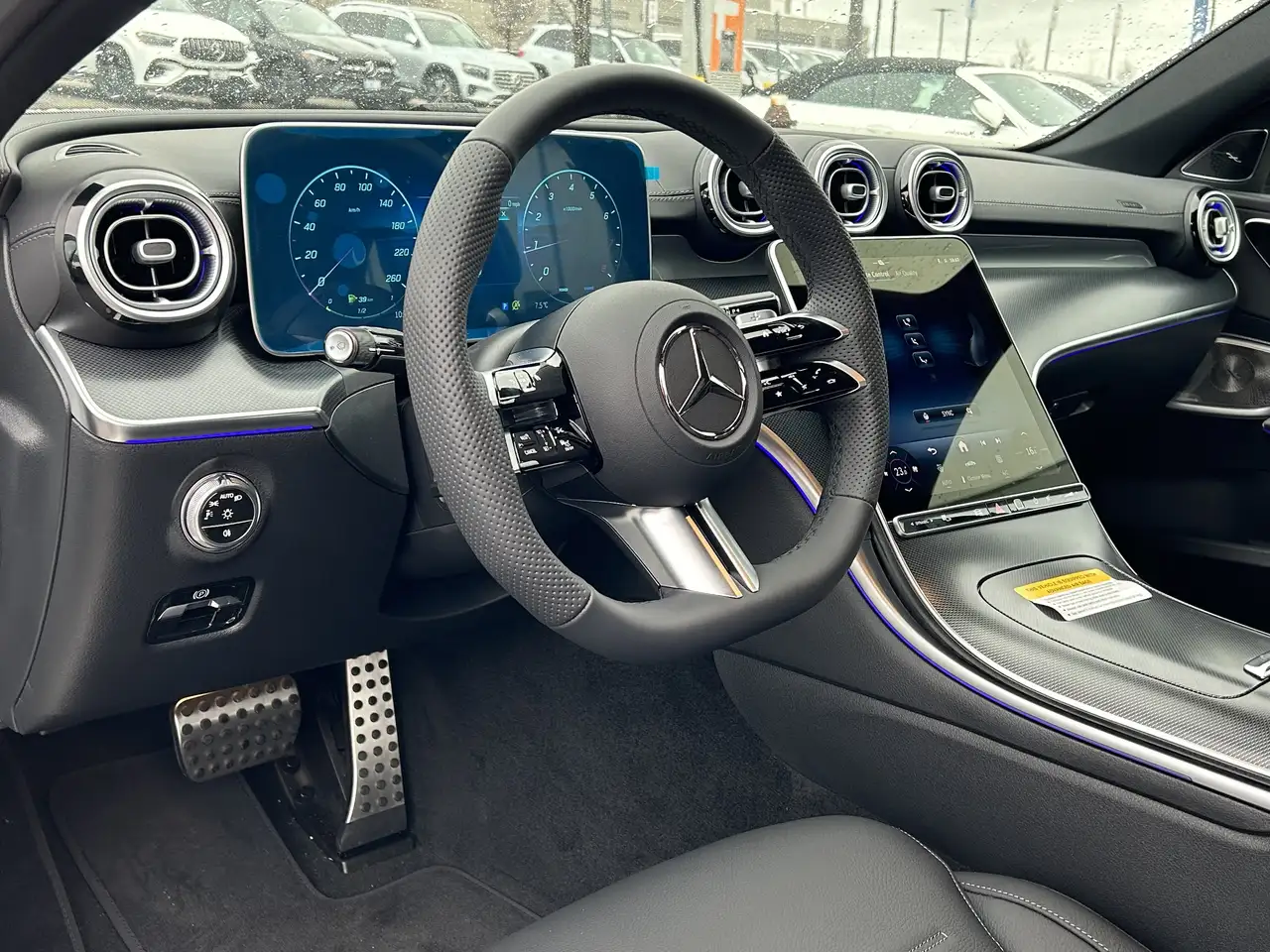 Mercedes-Benz C-Class - Image 11