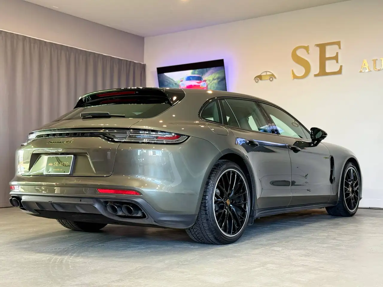 Porsche Panamera - Image 6