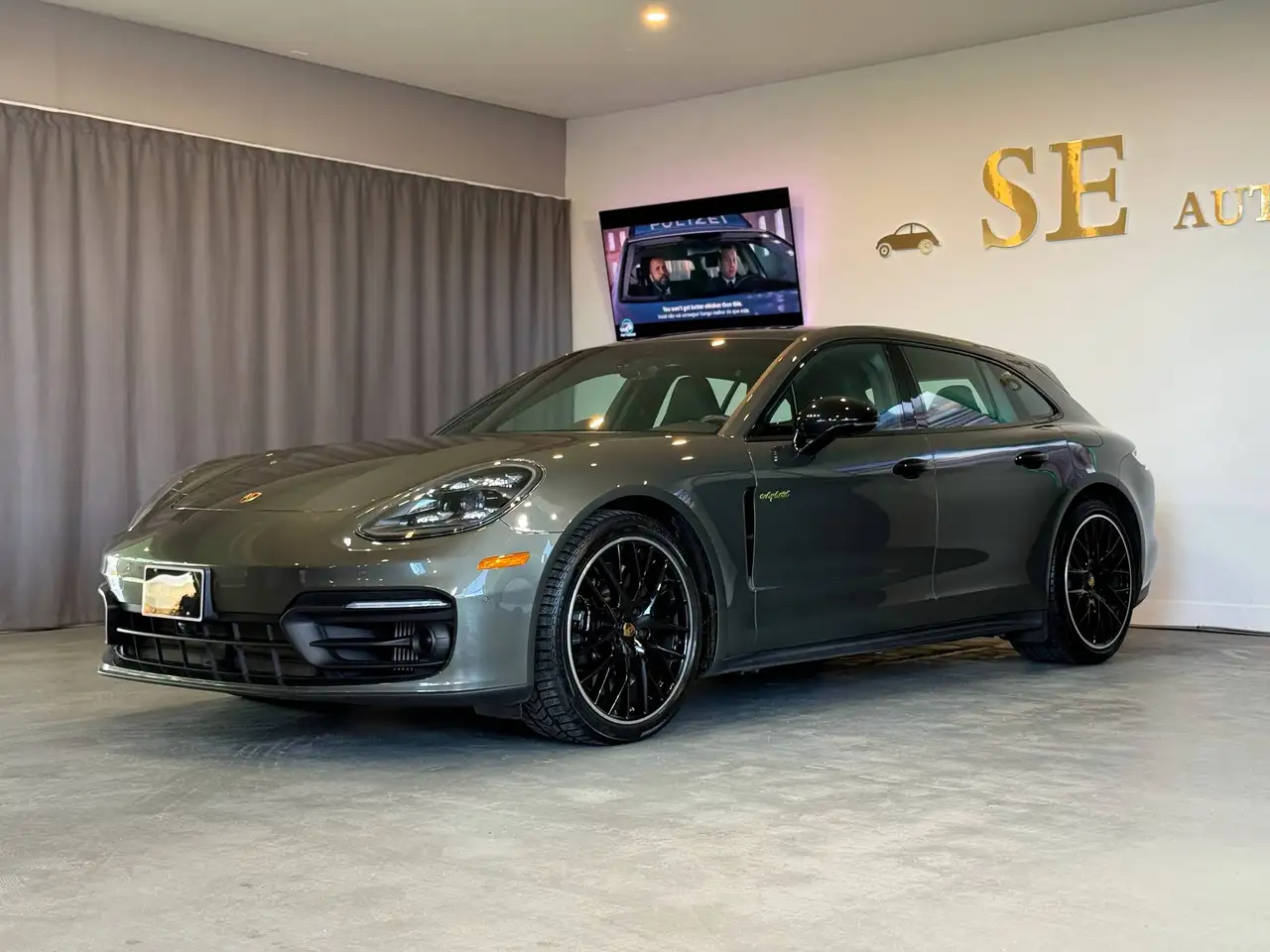 Porsche Panamera - Image 4