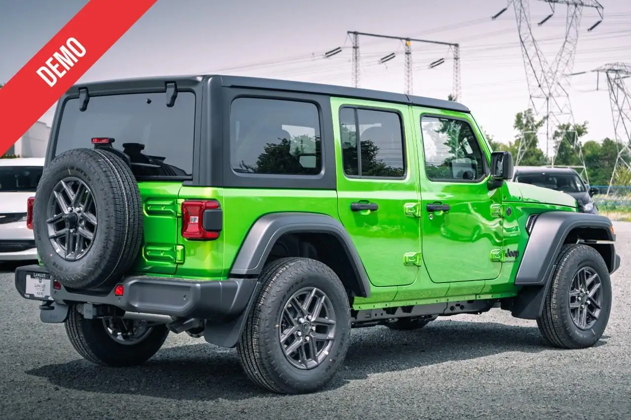 Jeep Wrangler - Image 8
