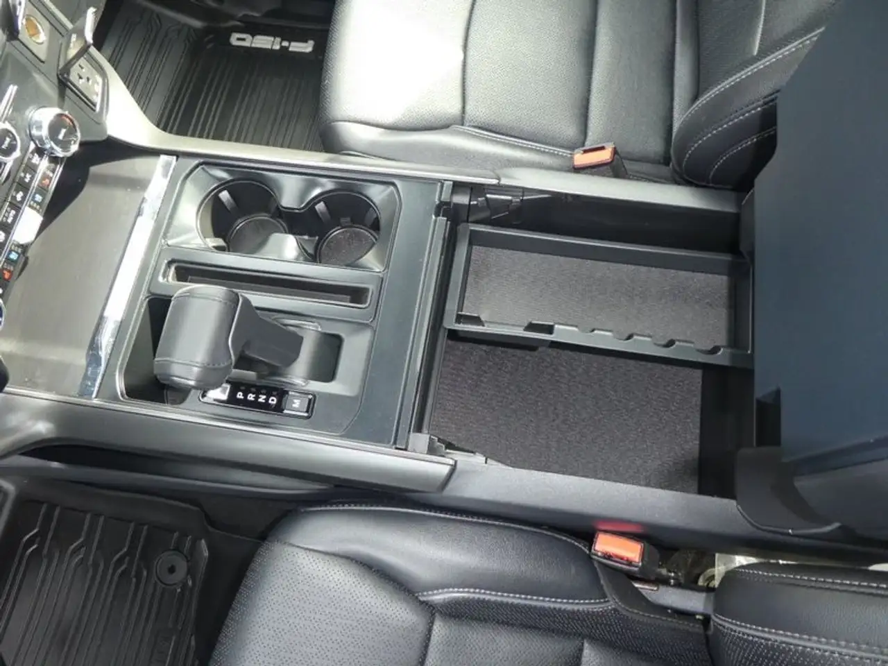 Ford F-150 - Image 16