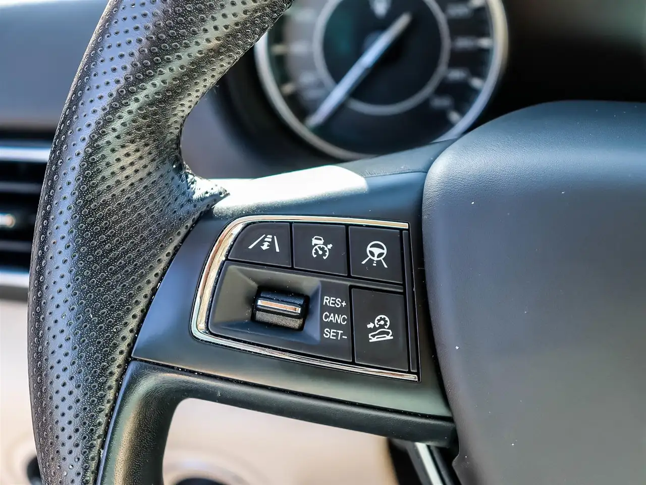 Maserati Levante - Image 28