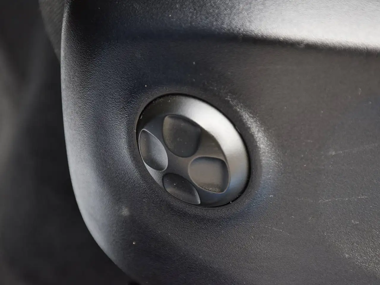 Jeep Wrangler - Image 16