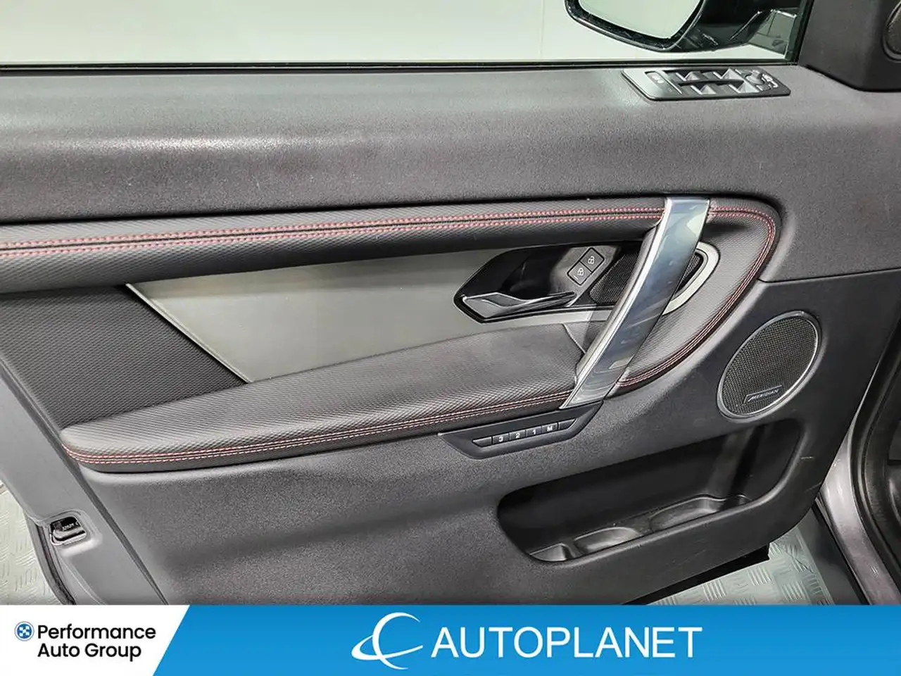 Land Rover Discovery Sport - Image 33