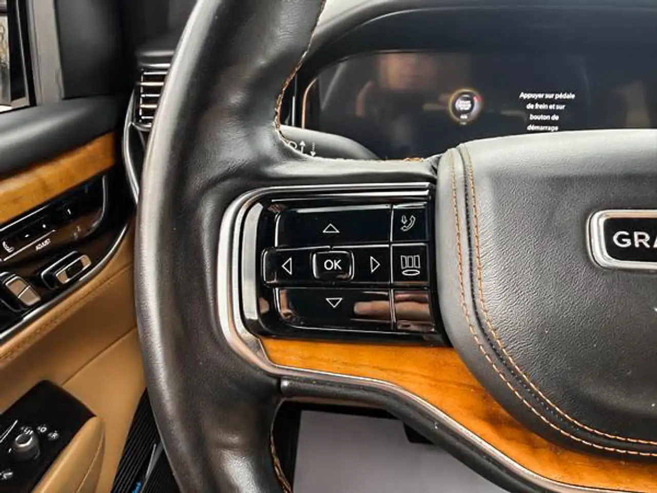 Jeep Grand Wagoneer - Image 16