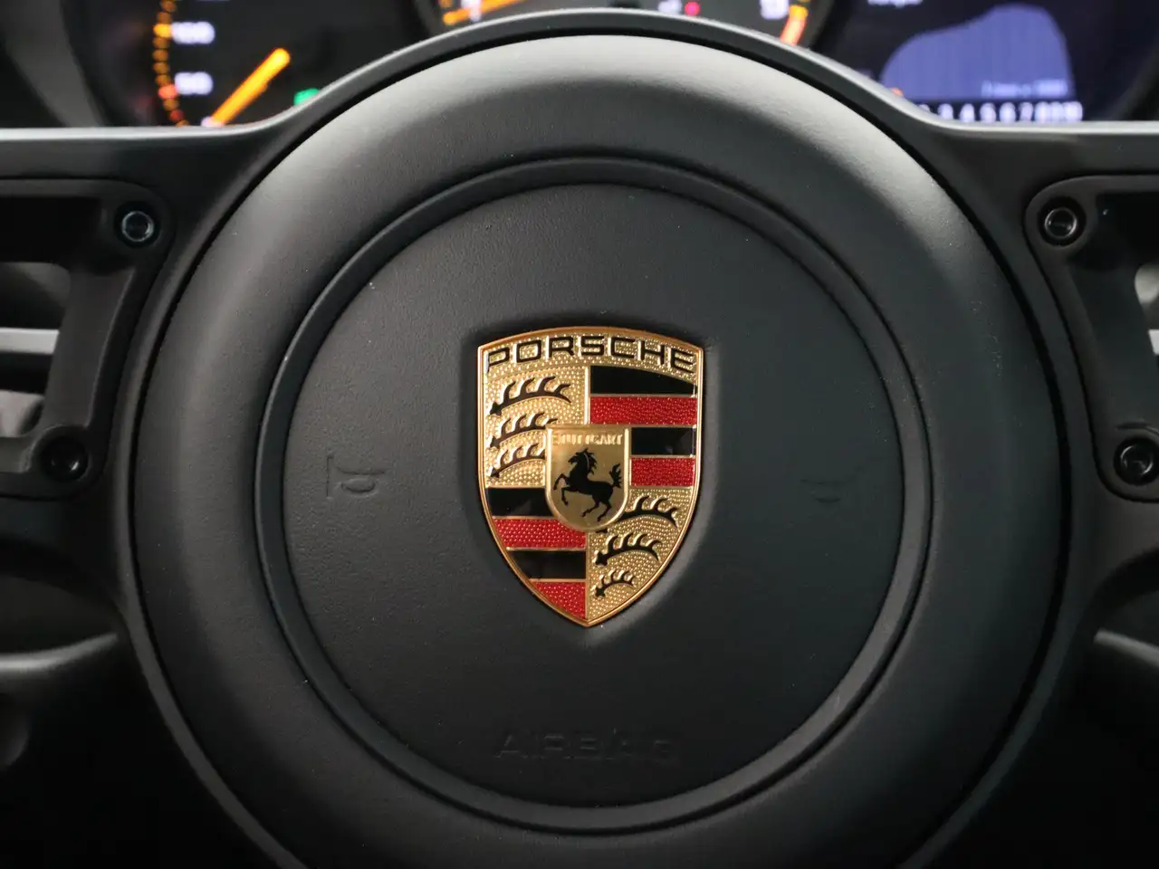 Porsche 718 Cayman - Image 26