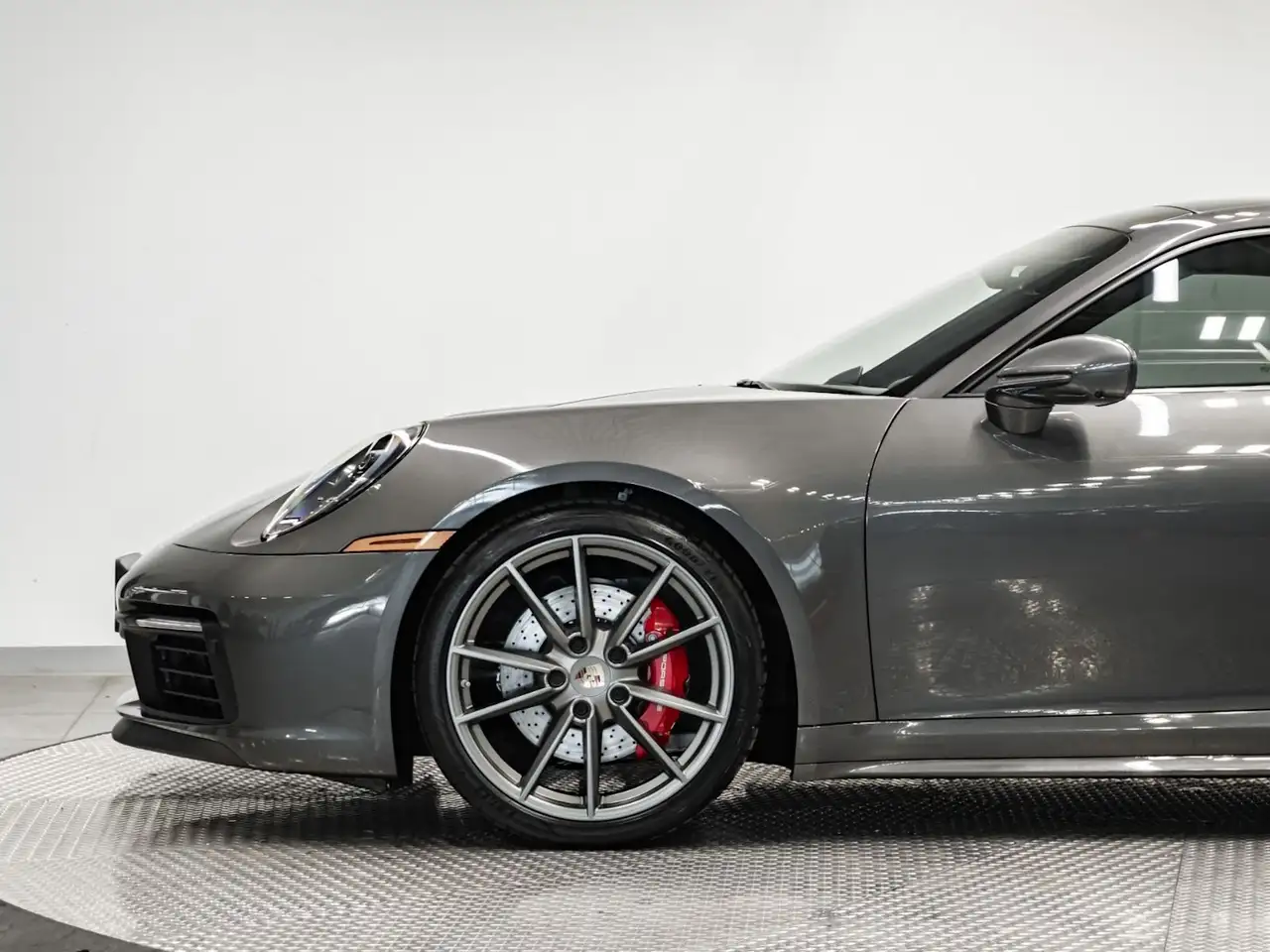 Porsche 911 - Image 9