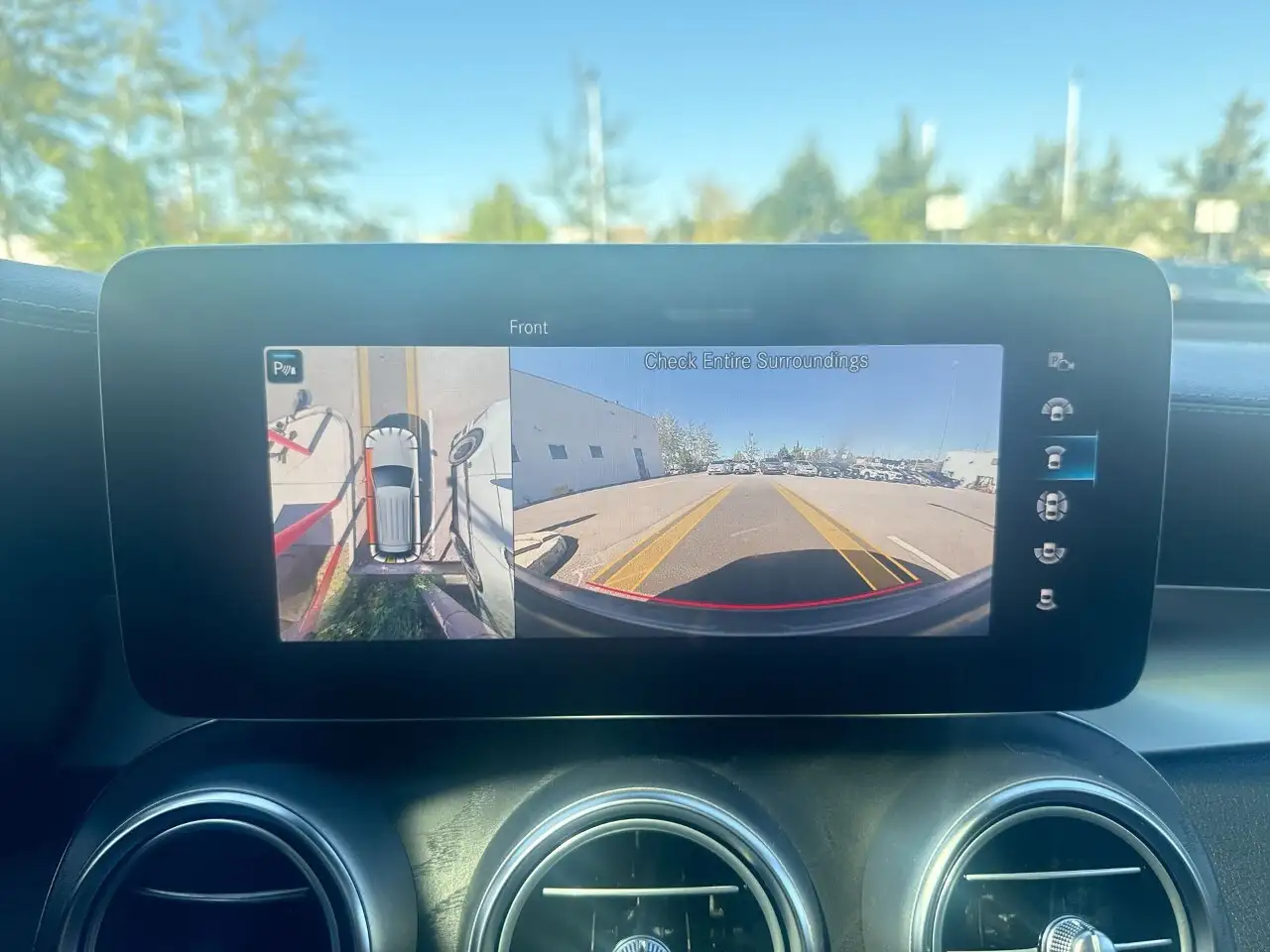 Mercedes-Benz GLC - Image 33