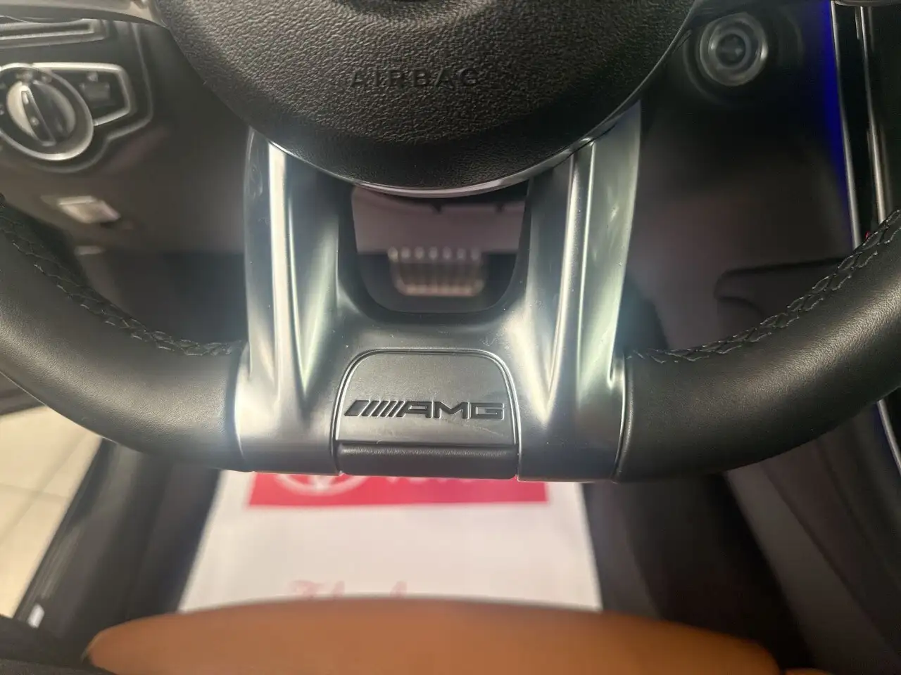 Mercedes-Benz GLC - Image 32