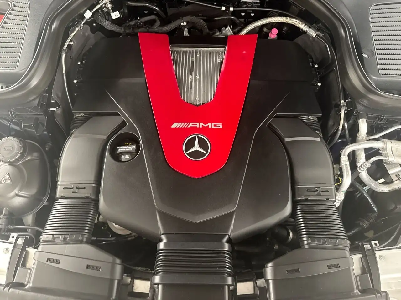 Mercedes-Benz GLC - Image 29