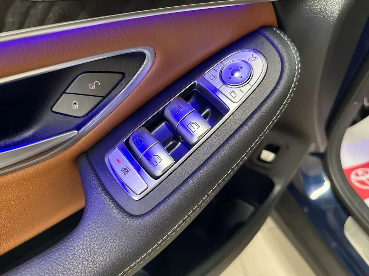 Mercedes-Benz GLC - Image 13