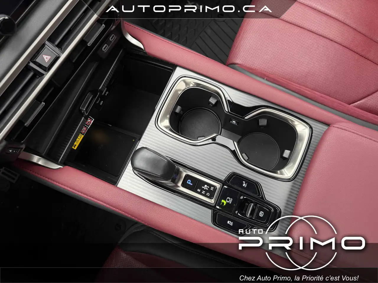 Lexus RX 500h - Image 46