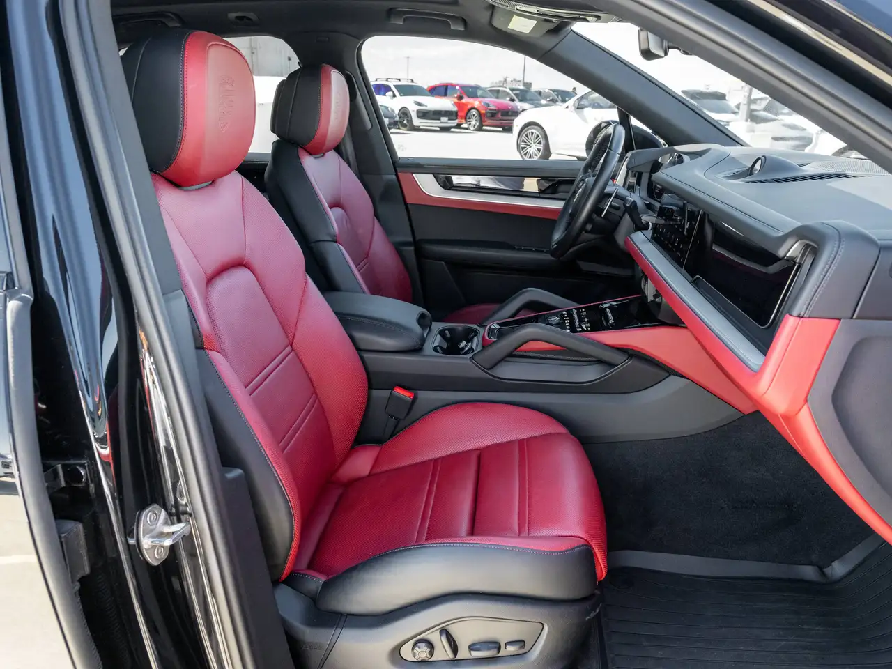 Porsche Cayenne - Image 5