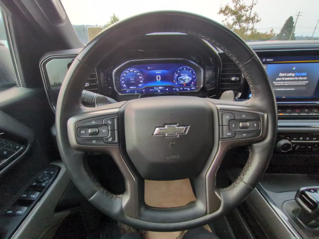 Chevrolet Silverado 1500 - Image 17