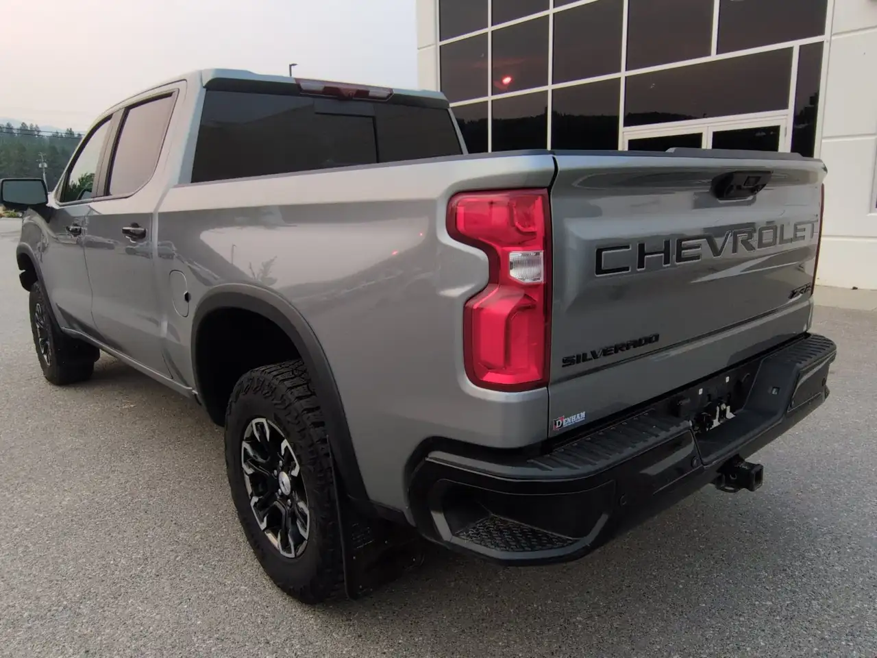 Chevrolet Silverado 1500 - Image 6