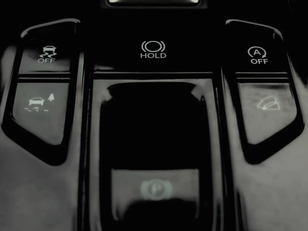 Lexus NX - Image 26