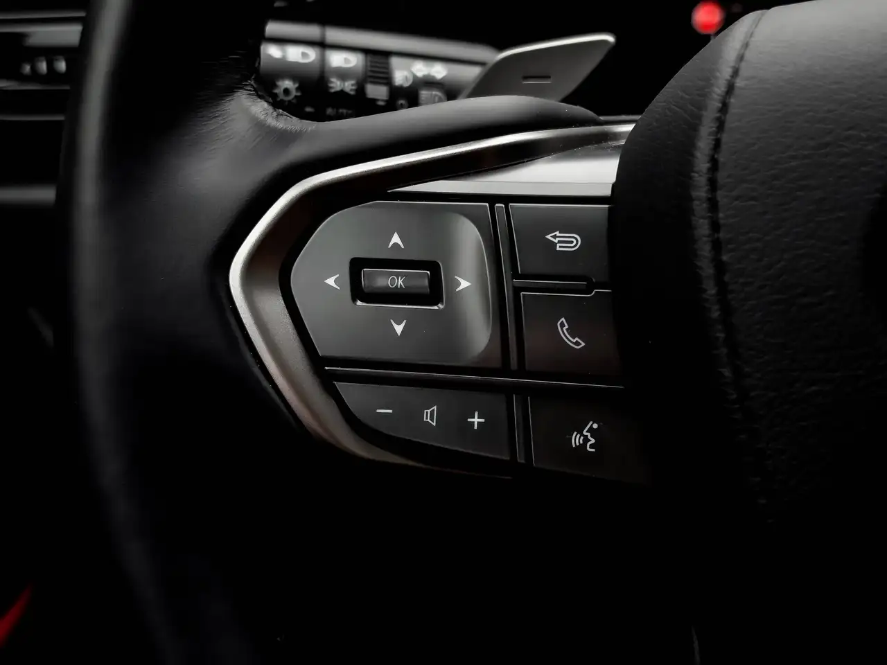 Lexus NX - Image 19