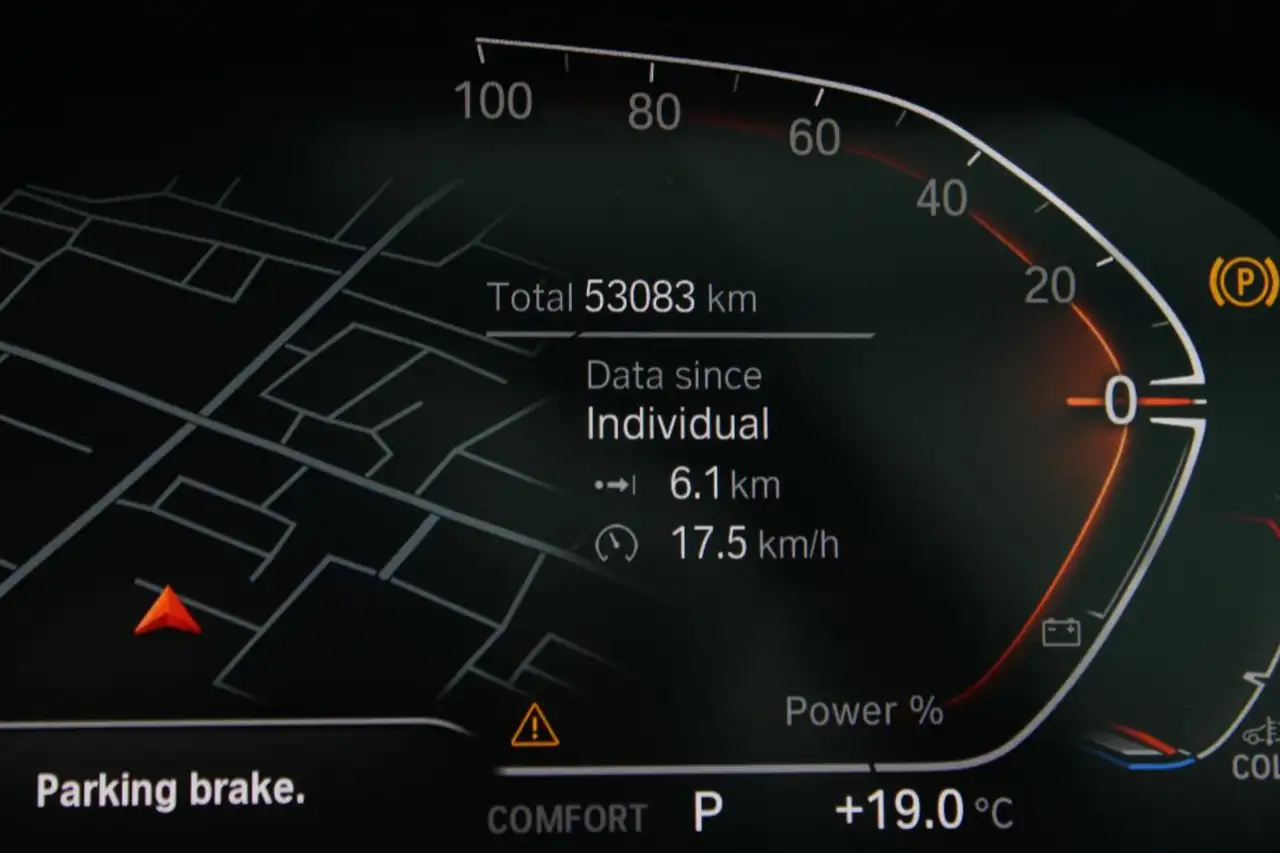 BMW X5 - Image 12