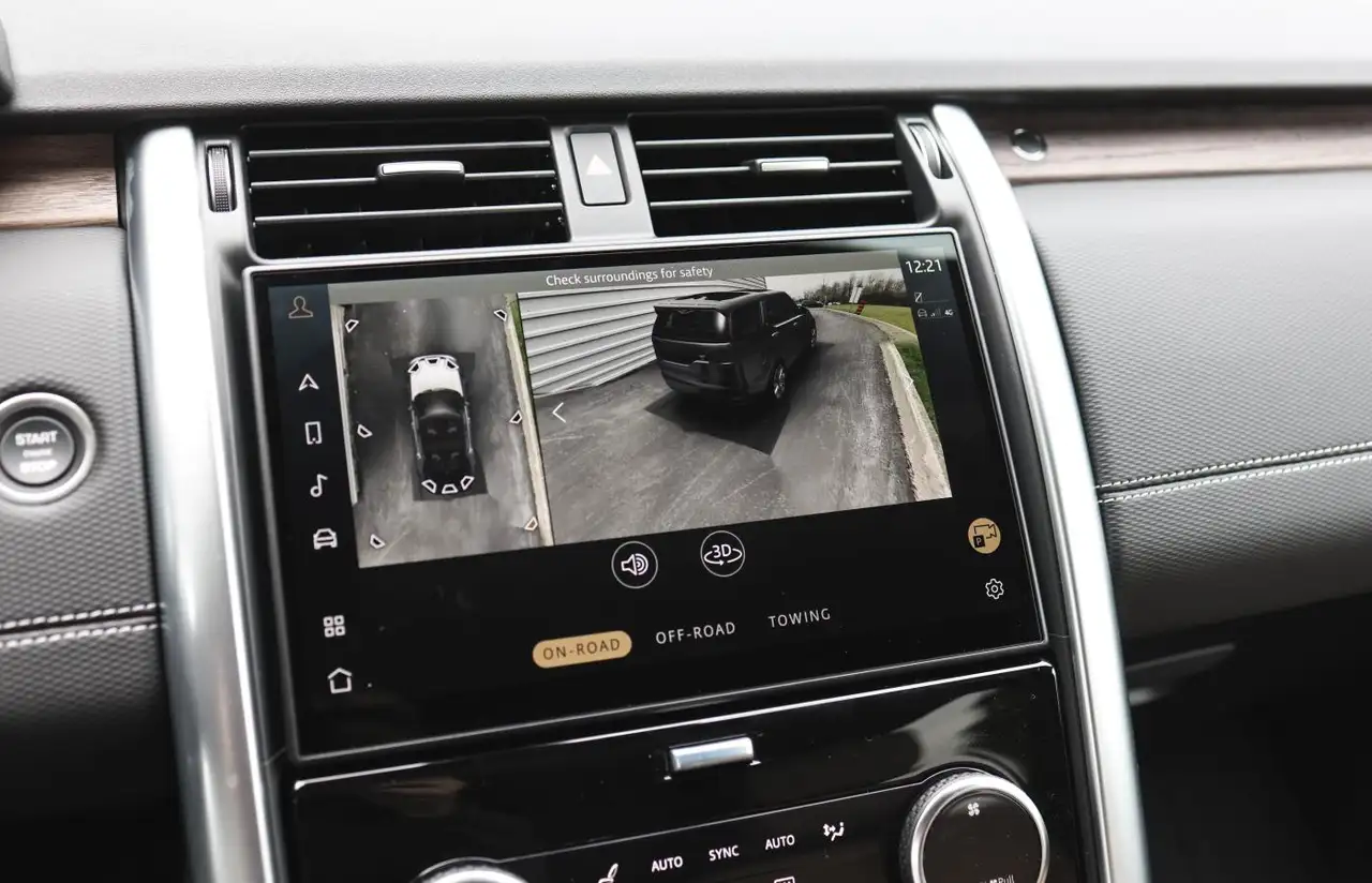 Land Rover Discovery - Image 31