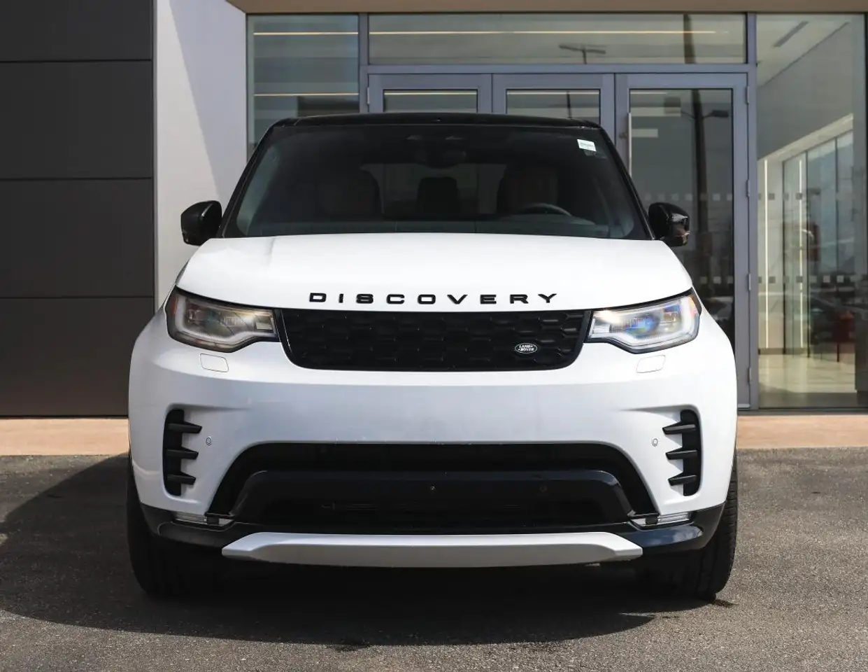 Land Rover Discovery - Image 9
