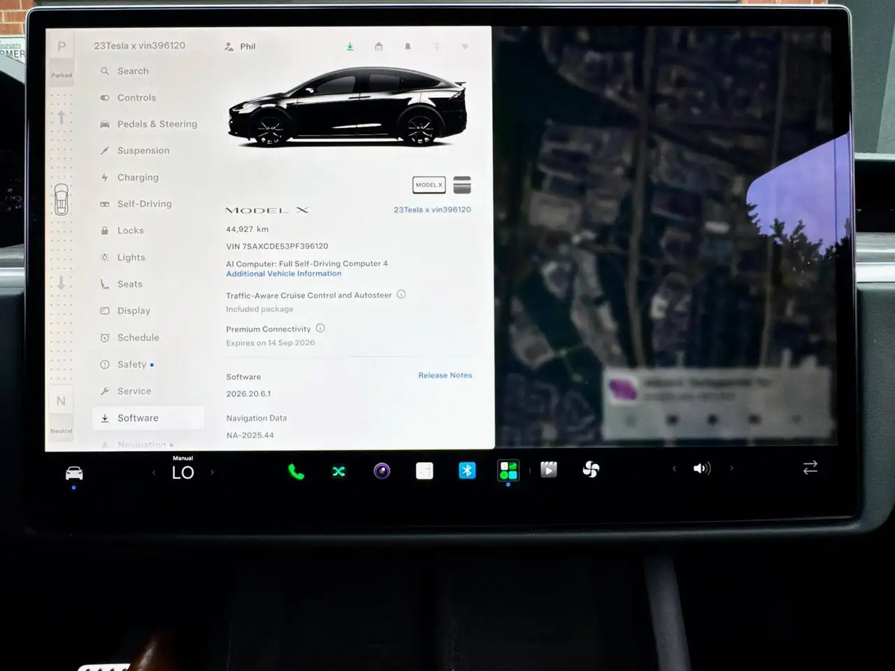 Tesla Model X - Image 17