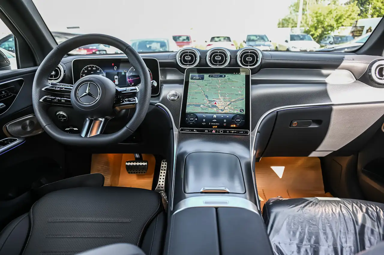 Mercedes-Benz GLC - Image 14