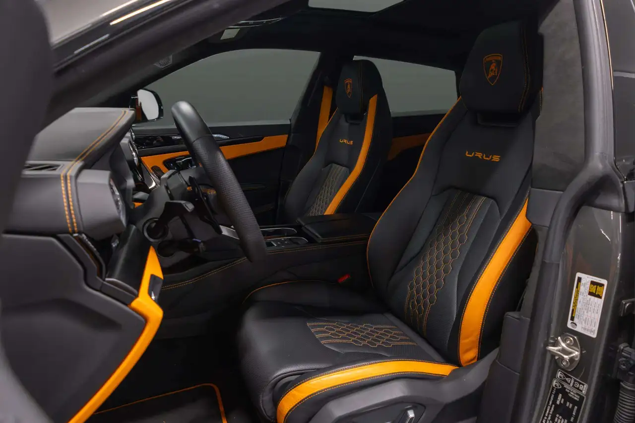 Lamborghini Urus - Image 22