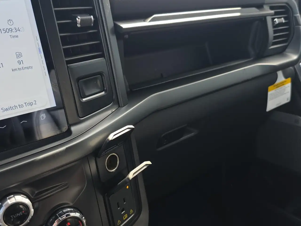 Ford F-150 - Image 49