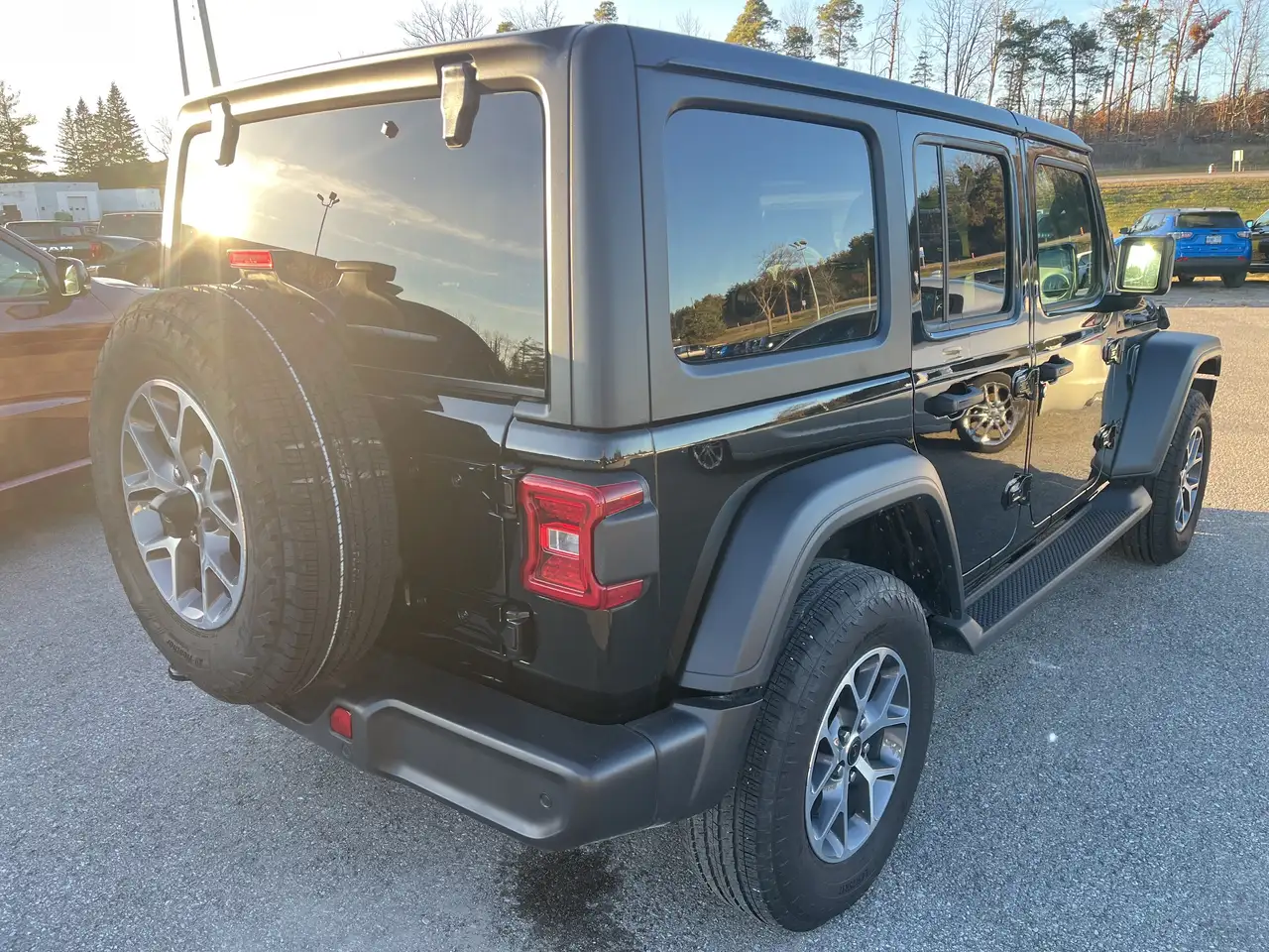 Jeep Wrangler - Image 22