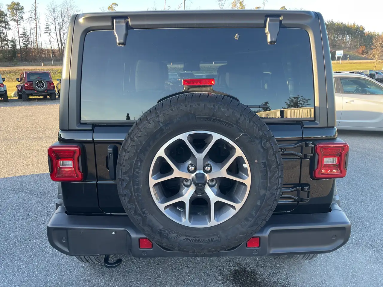 Jeep Wrangler - Image 20